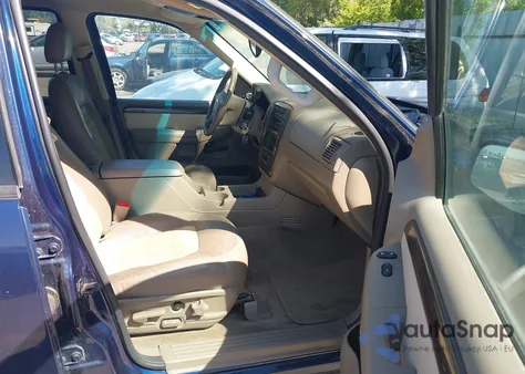 2004 Ford Explorer from USA, damaged, VIN 1FMZU74K244B97912